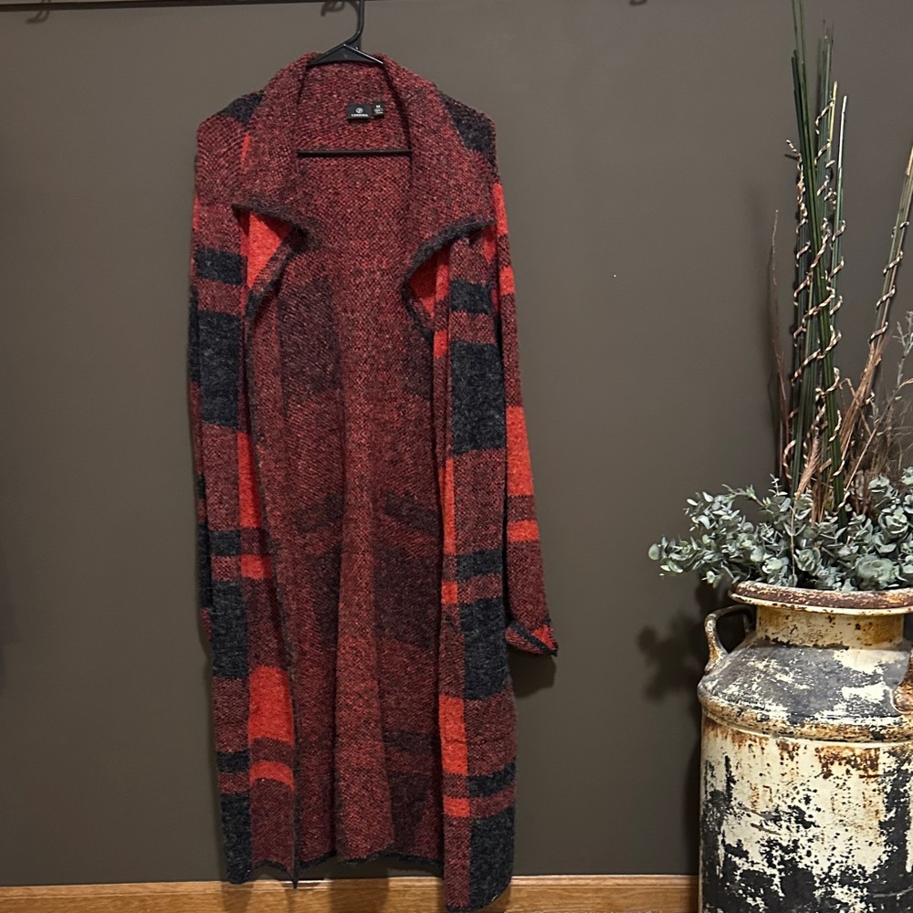 Versona Red and Black Plaid Cardigan MEDIUM